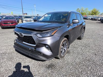 2023 Toyota Highlander XLE 2.4L