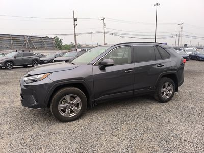 2025 Toyota RAV-4 XLE AWD 2.5L Hybrid