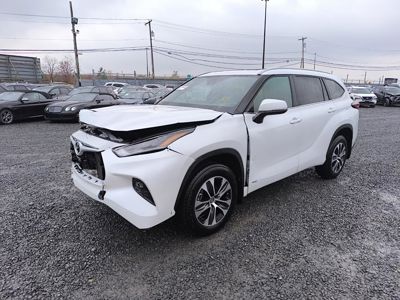 2025 Toyota Highlander XLE AWD 2.5L Hybrid