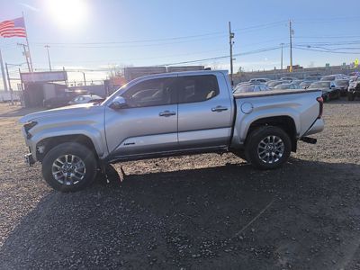 2024 Toyota Tacoma Limited 4X4 2.4L