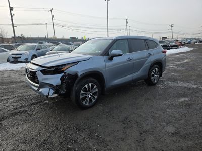 2023 Toyota Highlander XLE AWD 2.5L Hybrid