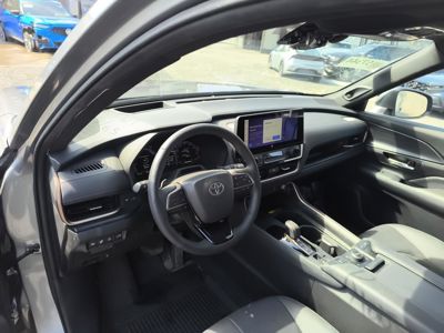 2025 Toyota Grand Highlander Max Platinum AWD 2.4L Hybrid