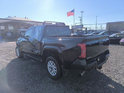2024 Toyota Tacoma SR 4X4 2.4L