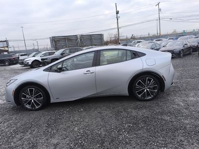2025 Toyota Prius Limited AWD 2.0L Hybrid