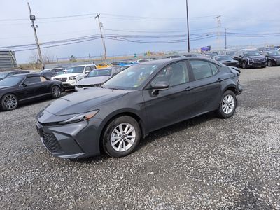 2025 Toyota Camry LE 2.5L Hybrid