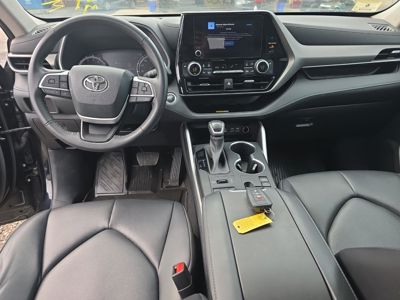 2023 Toyota Highlander XLE AWD 2.4L