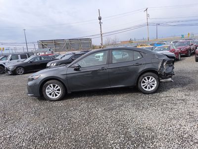 2025 Toyota Camry LE 2.5L Hybrid